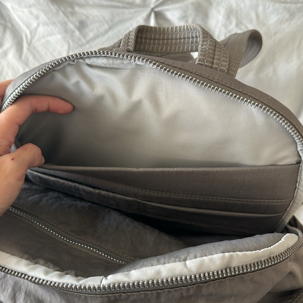 Nike Grey Backpack - Picture 5 of 12